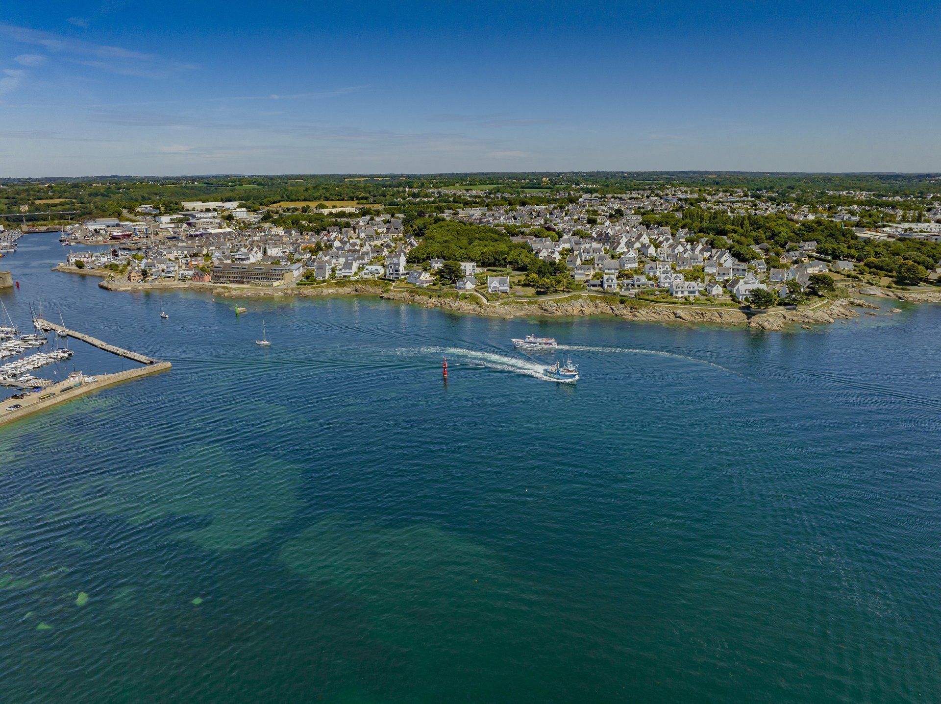 Photographie aérienne port et nature